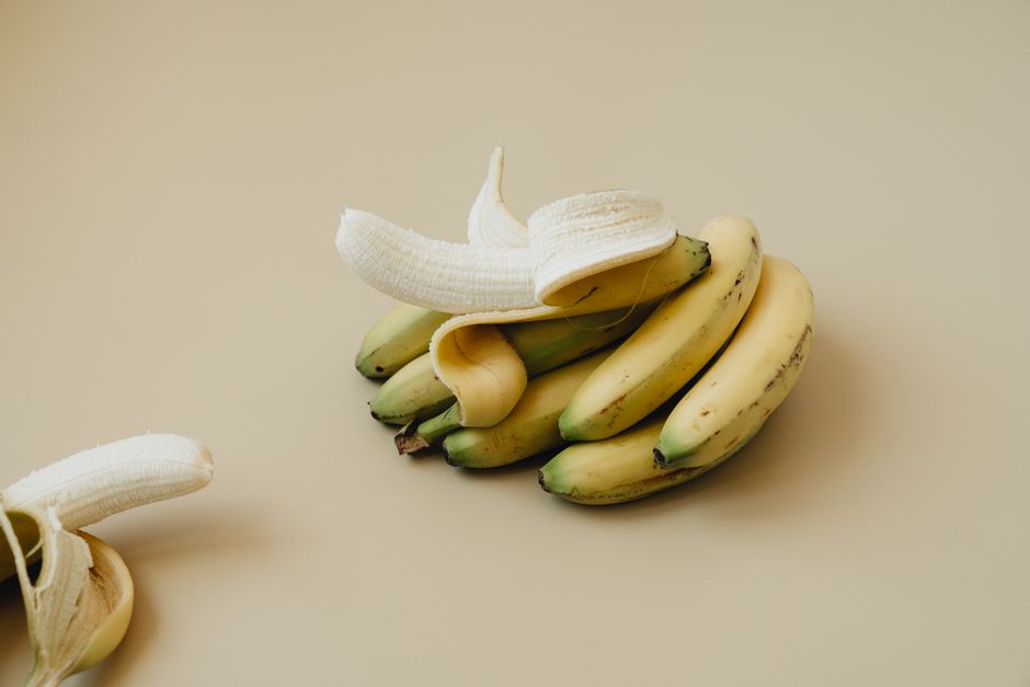 ripe banana peel